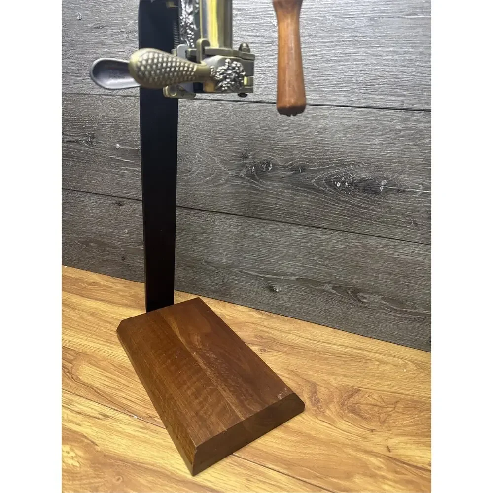 Rogar Estate height 24”